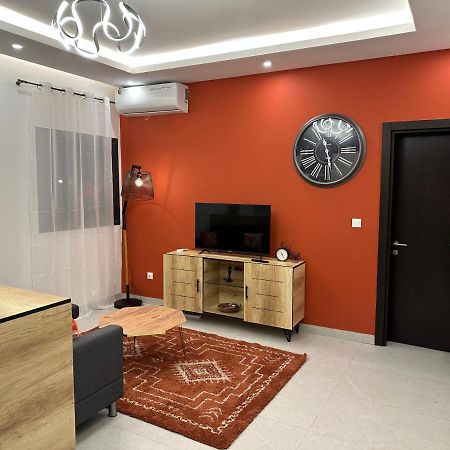 Luxueux Appartements - 2 Pieces Ou 4 Pieces - Quartiers Prises D'Almadies Et Ngor" Dakar Extérieur photo