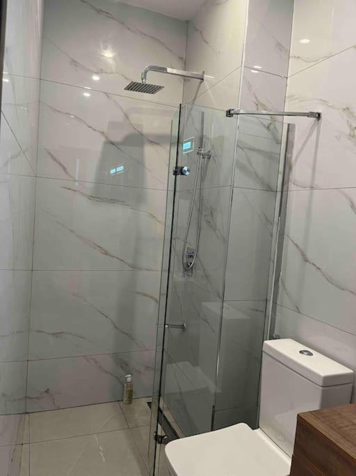 Luxueux Appartements - 2 Pieces Ou 4 Pieces - Quartiers Prises D'Almadies Et Ngor" Dakar Extérieur photo