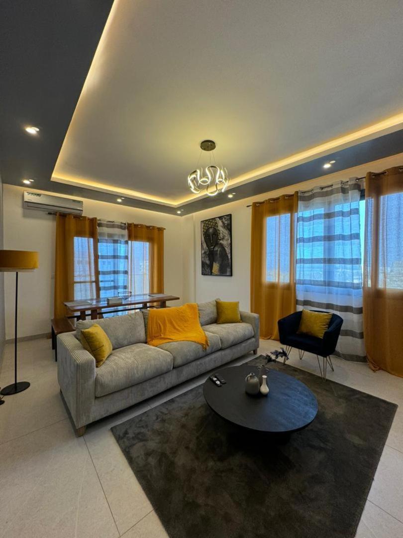Luxueux Appartements - 2 Pieces Ou 4 Pieces - Quartiers Prises D'Almadies Et Ngor" Dakar Extérieur photo