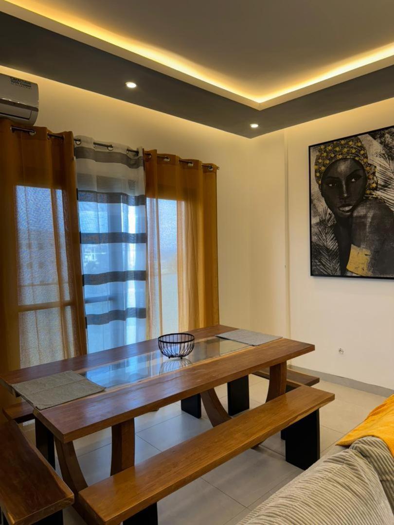 Luxueux Appartements - 2 Pieces Ou 4 Pieces - Quartiers Prises D'Almadies Et Ngor" Dakar Extérieur photo