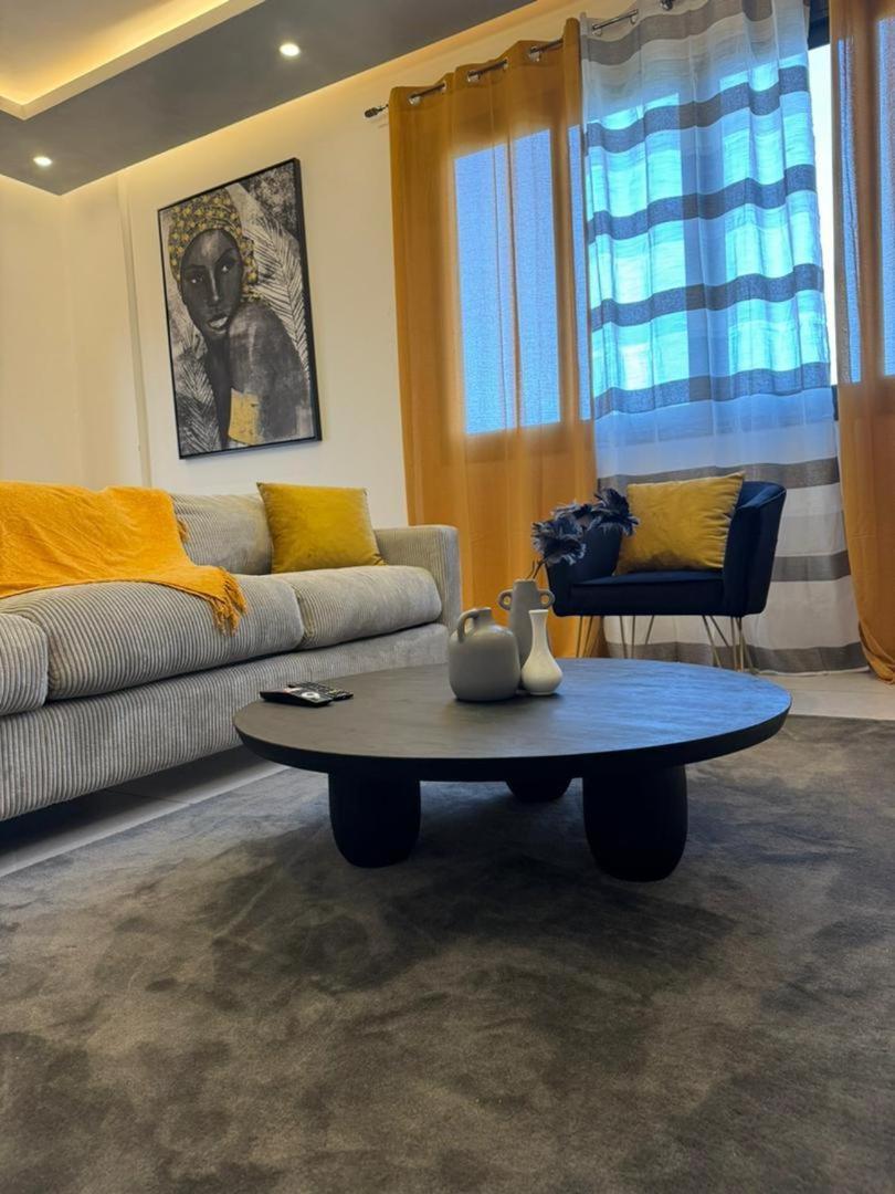 Luxueux Appartements - 2 Pieces Ou 4 Pieces - Quartiers Prises D'Almadies Et Ngor" Dakar Extérieur photo