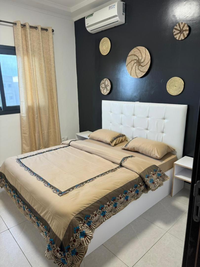 Luxueux Appartements - 2 Pieces Ou 4 Pieces - Quartiers Prises D'Almadies Et Ngor" Dakar Extérieur photo