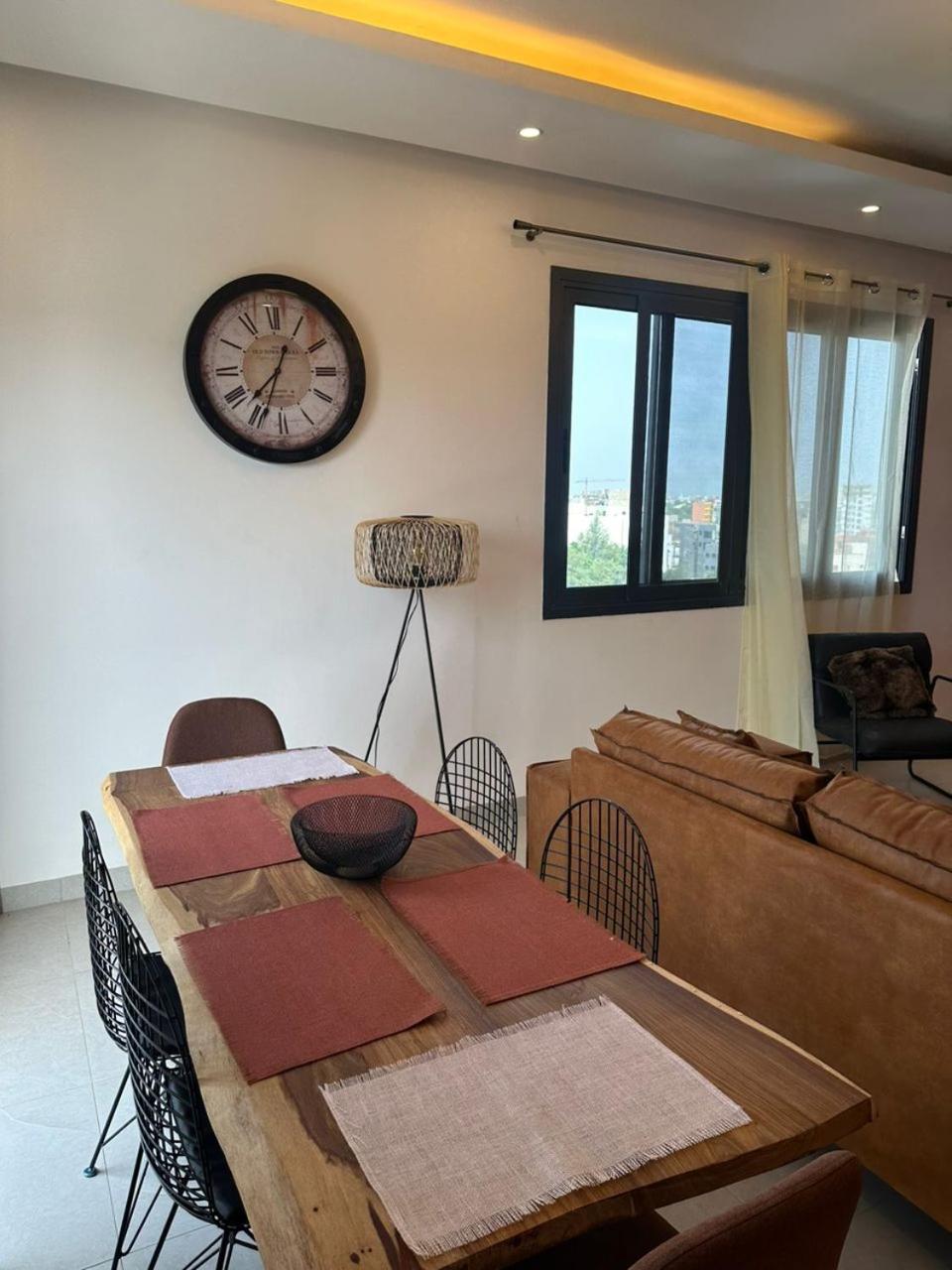 Luxueux Appartements - 2 Pieces Ou 4 Pieces - Quartiers Prises D'Almadies Et Ngor" Dakar Extérieur photo