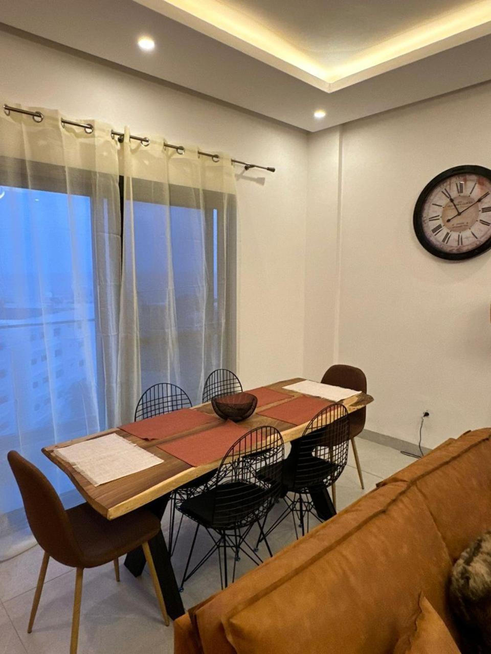 Luxueux Appartements - 2 Pieces Ou 4 Pieces - Quartiers Prises D'Almadies Et Ngor" Dakar Extérieur photo