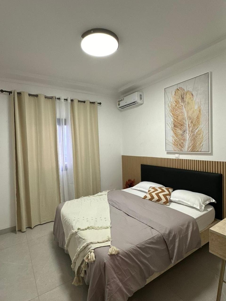 Luxueux Appartements - 2 Pieces Ou 4 Pieces - Quartiers Prises D'Almadies Et Ngor" Dakar Extérieur photo