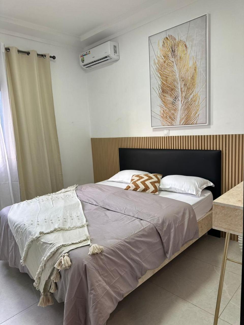 Luxueux Appartements - 2 Pieces Ou 4 Pieces - Quartiers Prises D'Almadies Et Ngor" Dakar Extérieur photo