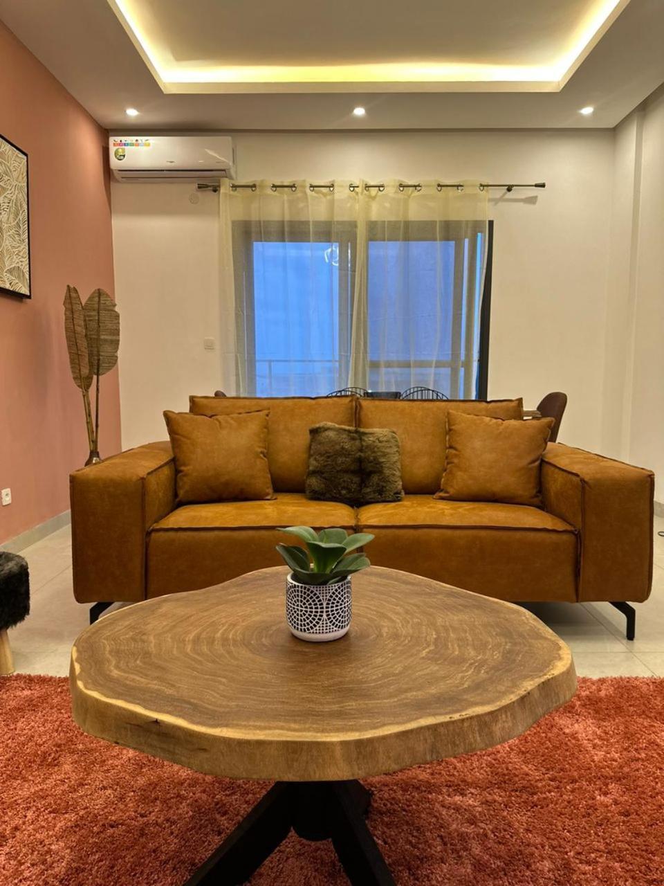 Luxueux Appartements - 2 Pieces Ou 4 Pieces - Quartiers Prises D'Almadies Et Ngor" Dakar Extérieur photo